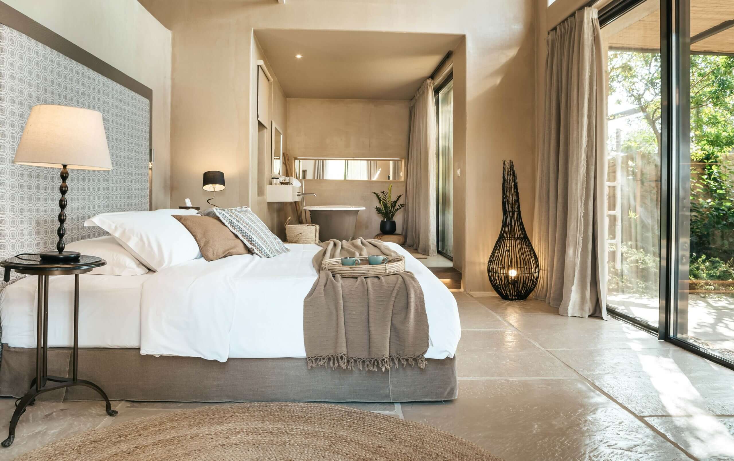 Luxury room designin fZeen retreats