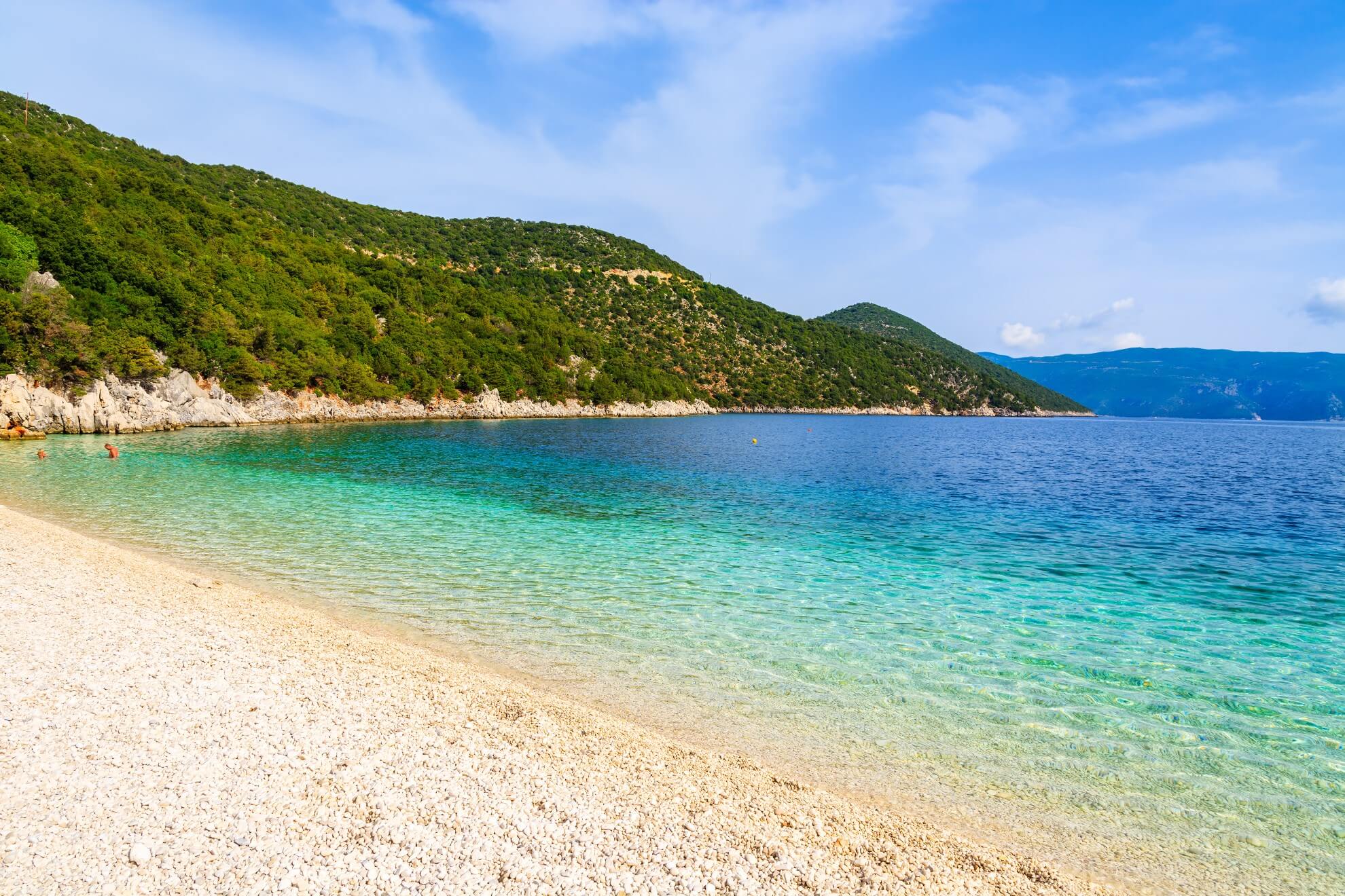antisamos beach in Kefalonia
