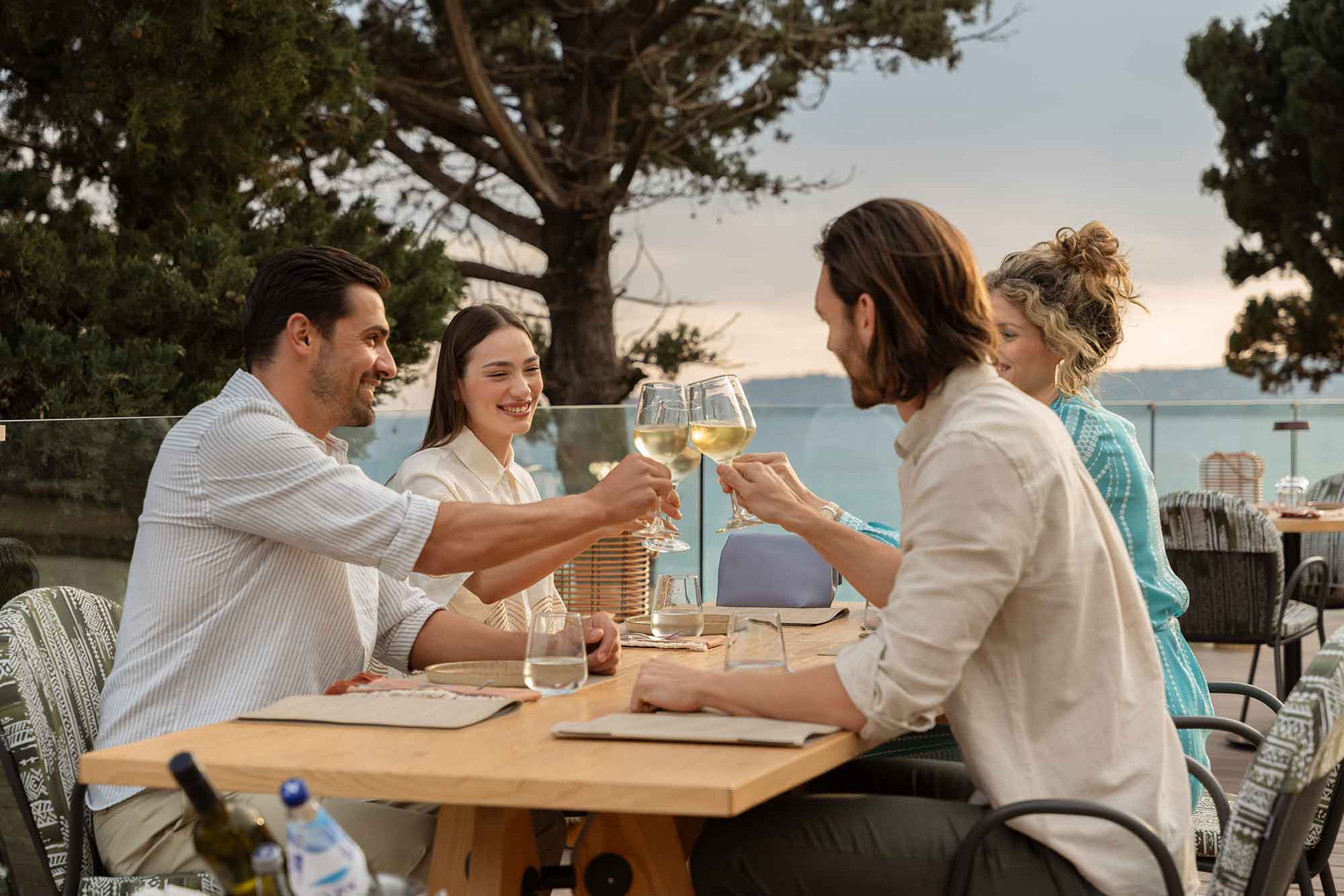 festival-kefalonia-festivities-group of people