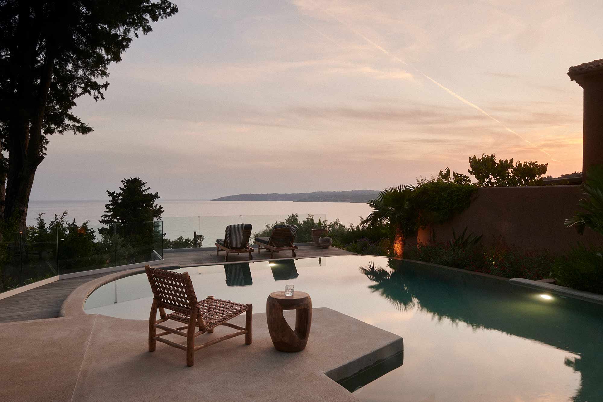 magnificent view of pool and sea in luxurious hotel